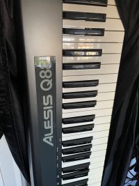 Alesis Q88 Mk1 MIDI Controller image